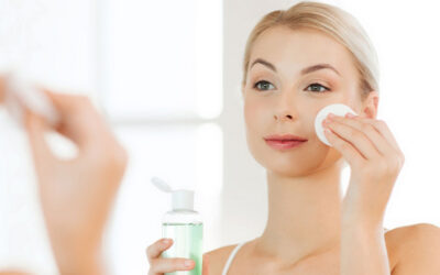 lihat cara double cleansing yang benar agar wajah bebas jerawat